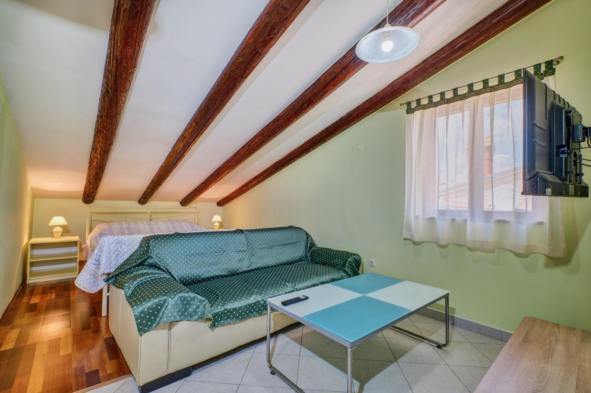 מאלי לוסיניי Apartments Suzana מראה חיצוני תמונה