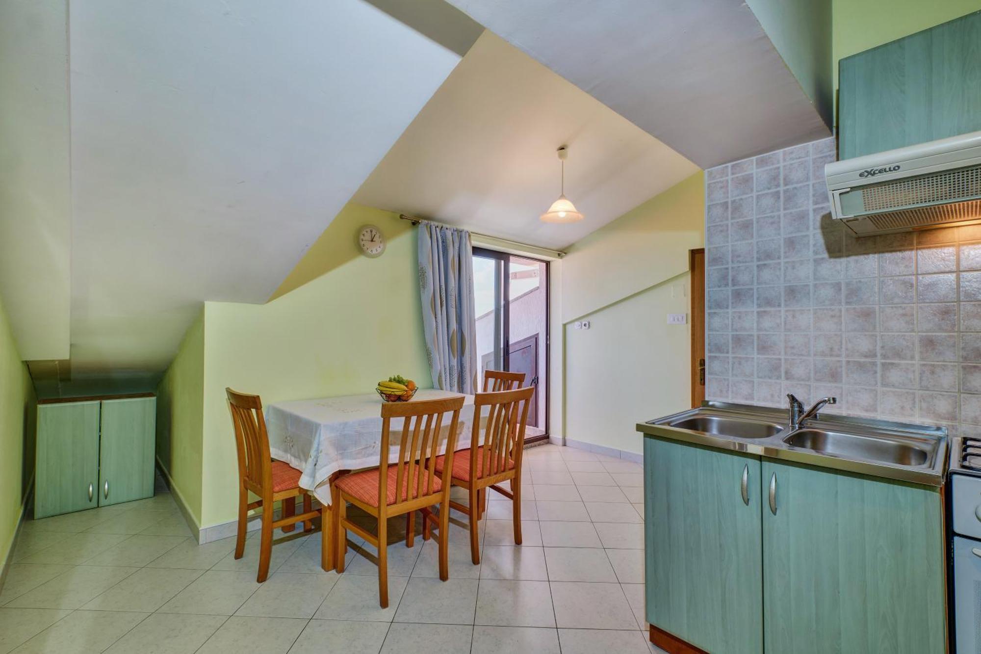 מאלי לוסיניי Apartments Suzana מראה חיצוני תמונה